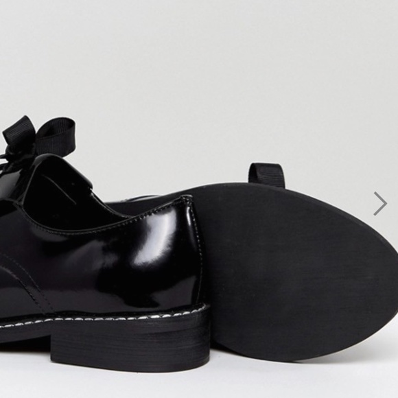 ASOS Leather Flat Shoes - Picture 3 of 4